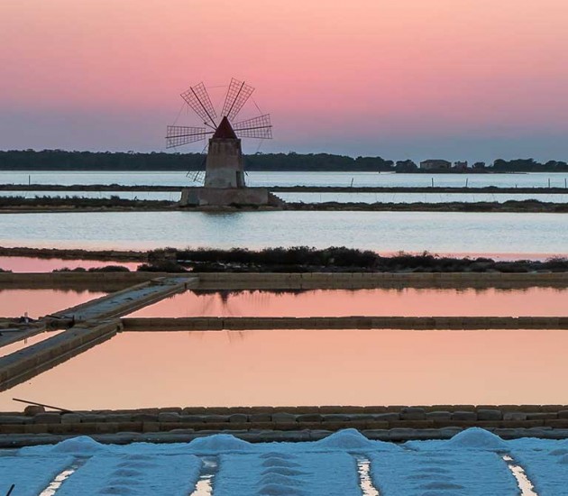 Marsala, La città del vino, delle Chiese barocche e dei tramonti mozzafiato.